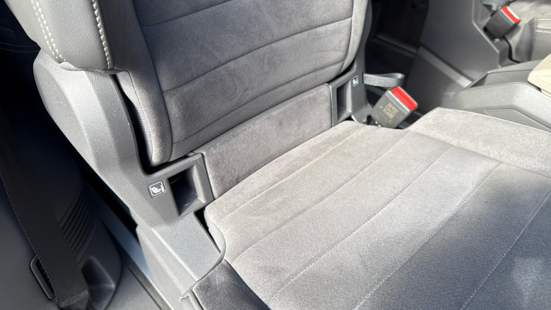 Volkswagen Multivan 2.0 TSI Style 5dr LWB DSG Petrol Estate